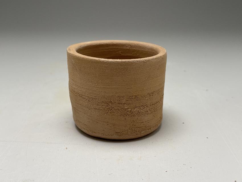 Throwing on the potters wheel