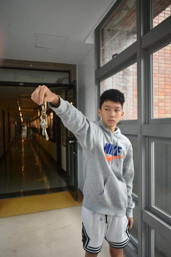 Focus Shifts (Pairs)