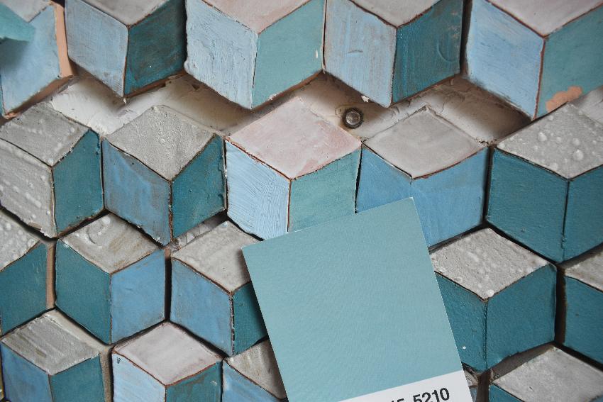 Pantone Color Scavenger Hunt